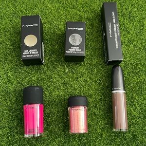 🆕 3 Bundle items Mac Cosmetics